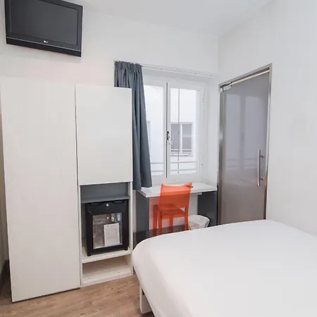 Petit Palace Canalejas Hotel 2*